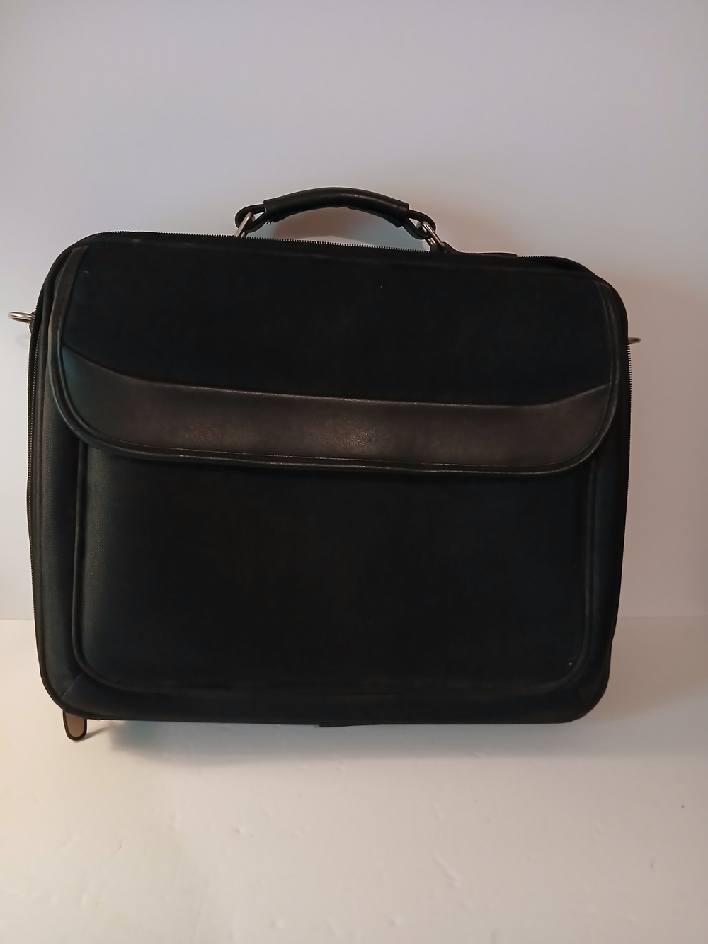 Black Unisex Commuter Carryall Travel,Briefcase,Work-Spacious-Durable For Laptop